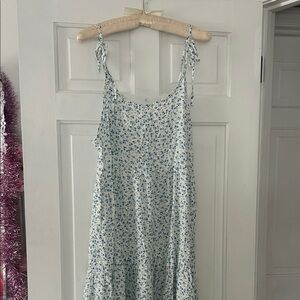 SHEIN Floral Blue and White Maxi Dress